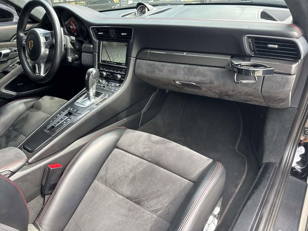Certified 2016 Porsche 911 Carrera GTS image 17