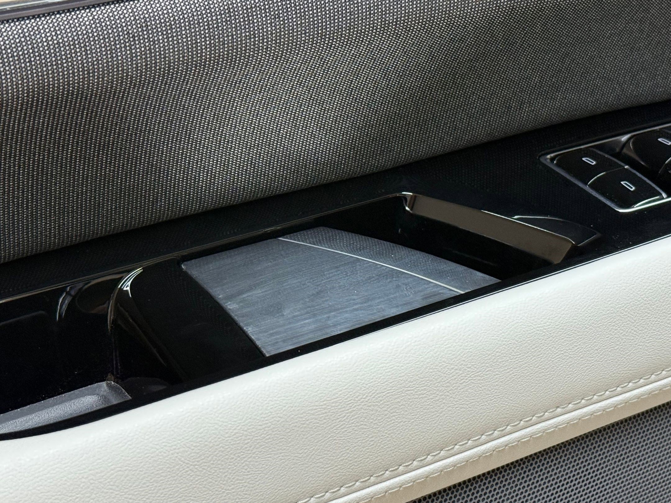 New 2025 Cadillac Escalade IQ Luxury 1 w/ Smart Trailering package image 25