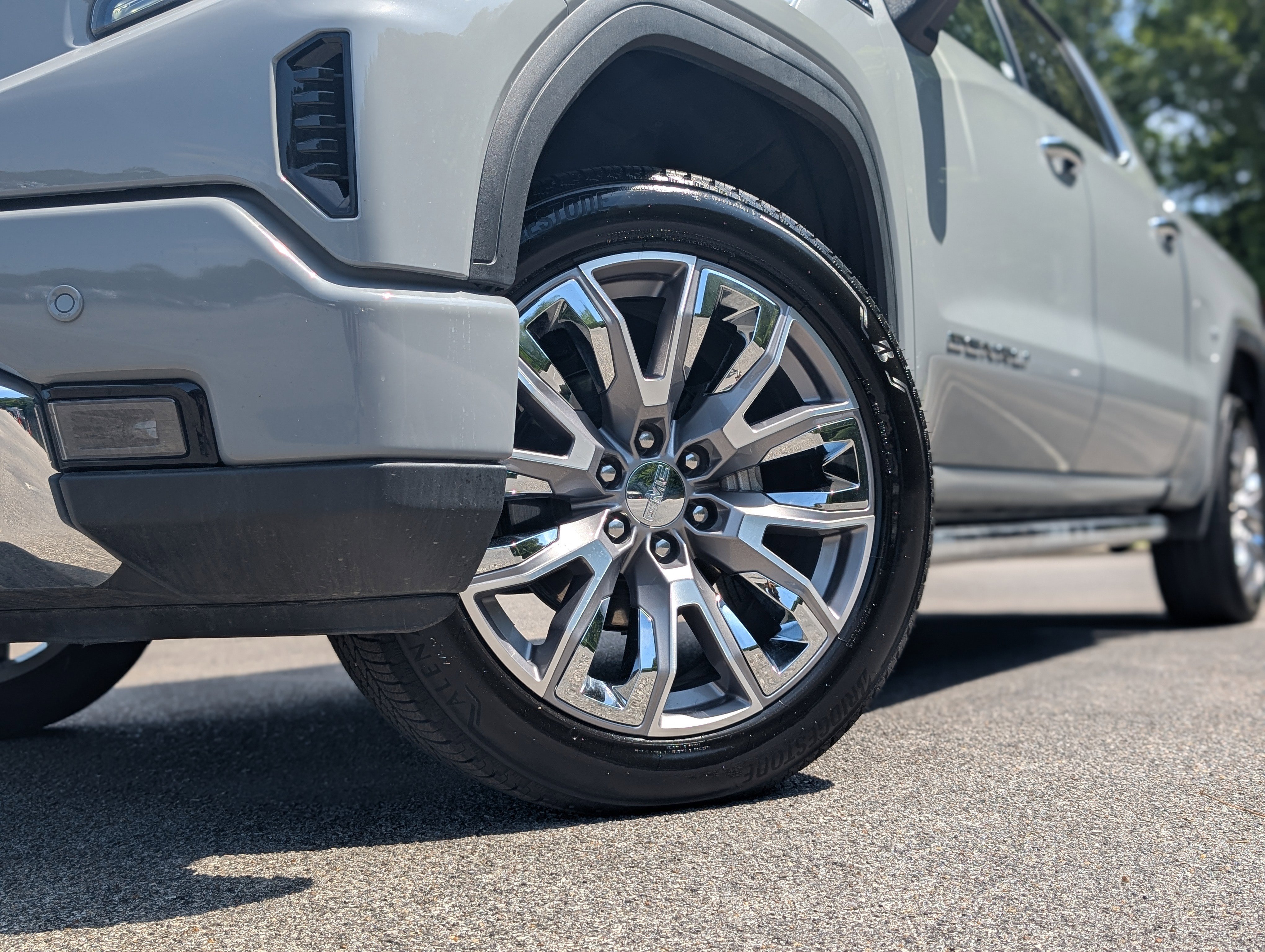 Used 2025 GMC Sierra 1500 Denali AWD/4WD image 35