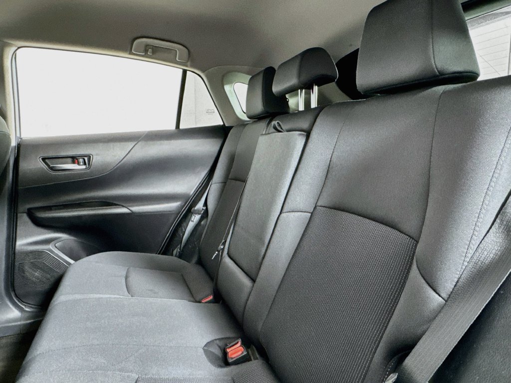 Used 2024 Toyota Venza LE AWD/4WD image 11