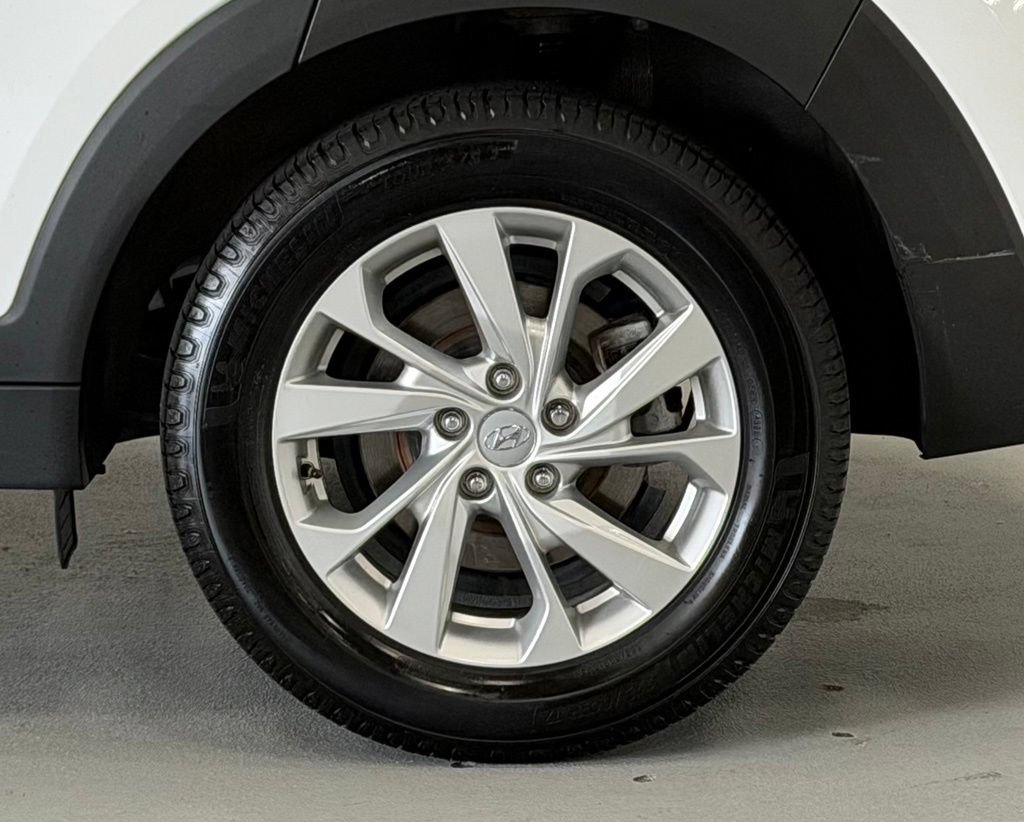 Used 2019 Hyundai Tucson SE AWD/4WD image 8