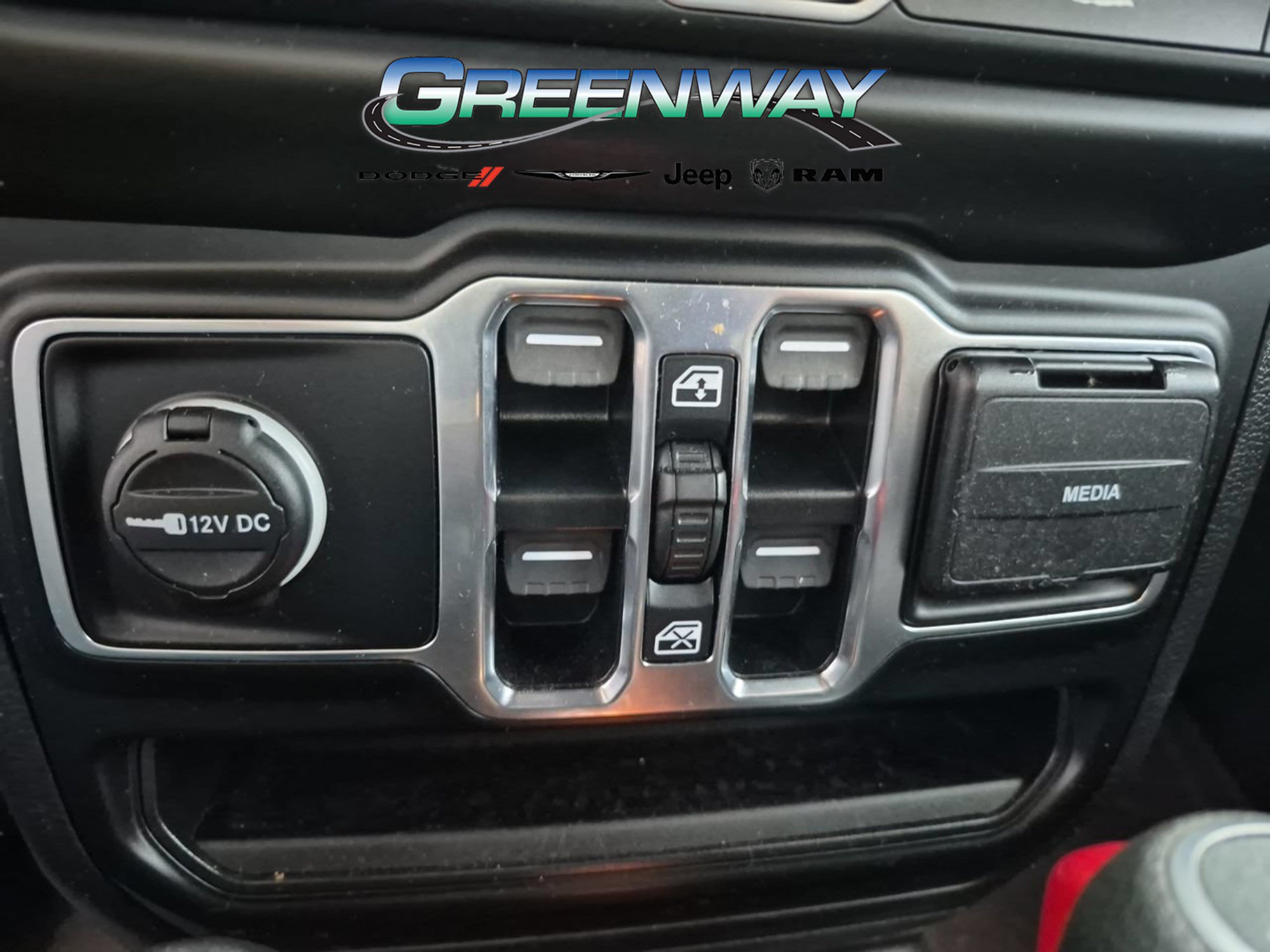 Used 2022 Jeep Wrangler Unlimited Sport AWD/4WD image 16