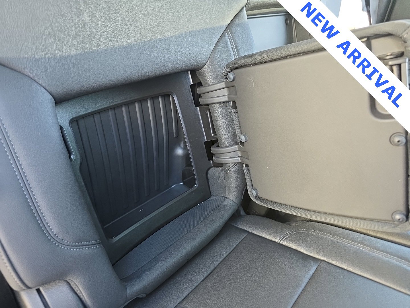 Used 2025 Chevrolet Silverado 1500 LT Trail Boss w/ LT Trail Boss Premium Package image 45