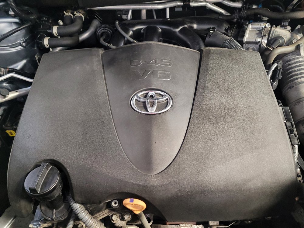 Used 2022 Toyota Highlander XLE FWD image 30