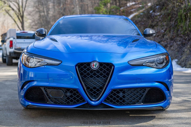 Used 2020 Alfa Romeo Giulia Quadrifoglio w/ Nero Edizione image 13