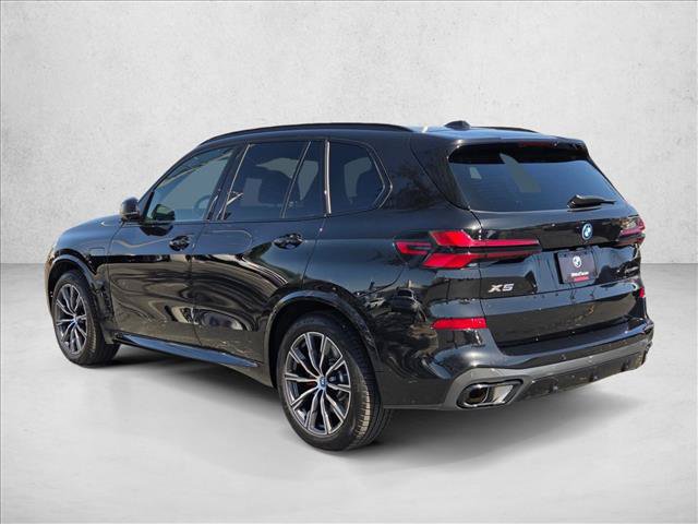Certified 2025 BMW X5 xDrive50e w/ Executive Package AWD/4WD image 9