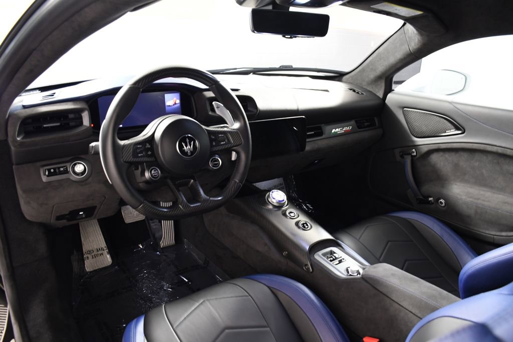 Used 2022 Maserati MC20 Coupe RWD image 13