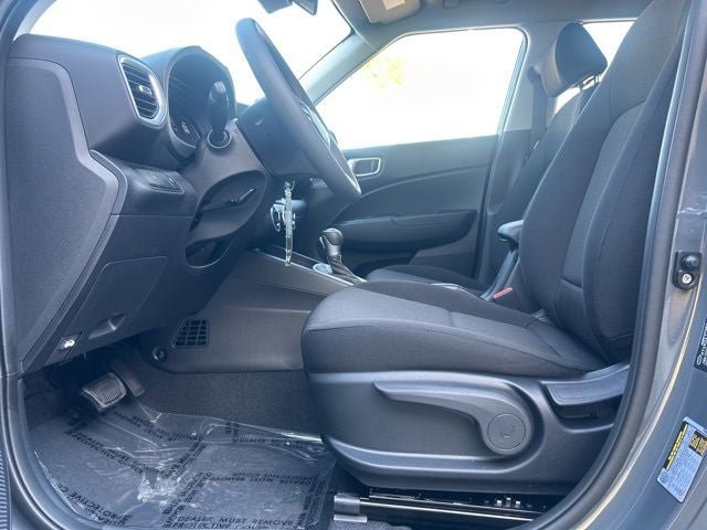 New 2026 Hyundai Venue SE image 17