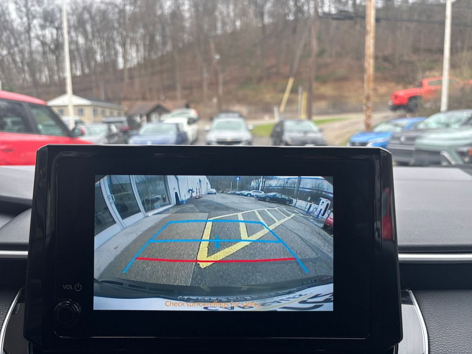 Used 2025 Toyota Corolla LE image 23