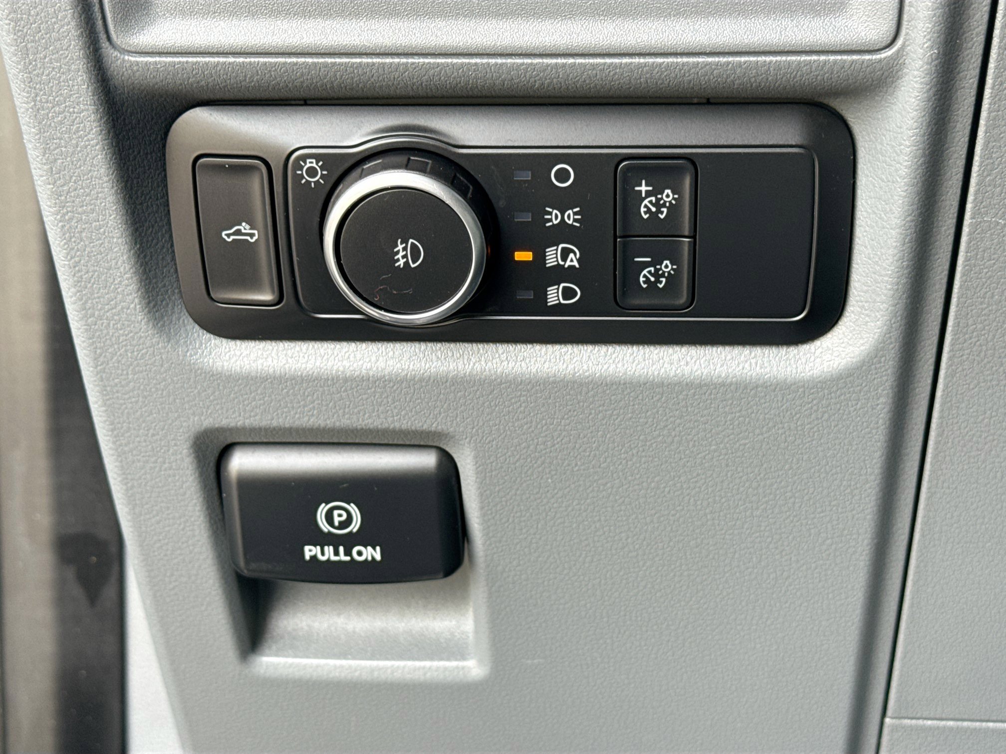 Used 2022 Ford F150 XLT w/ Trailer Tow Package image 32