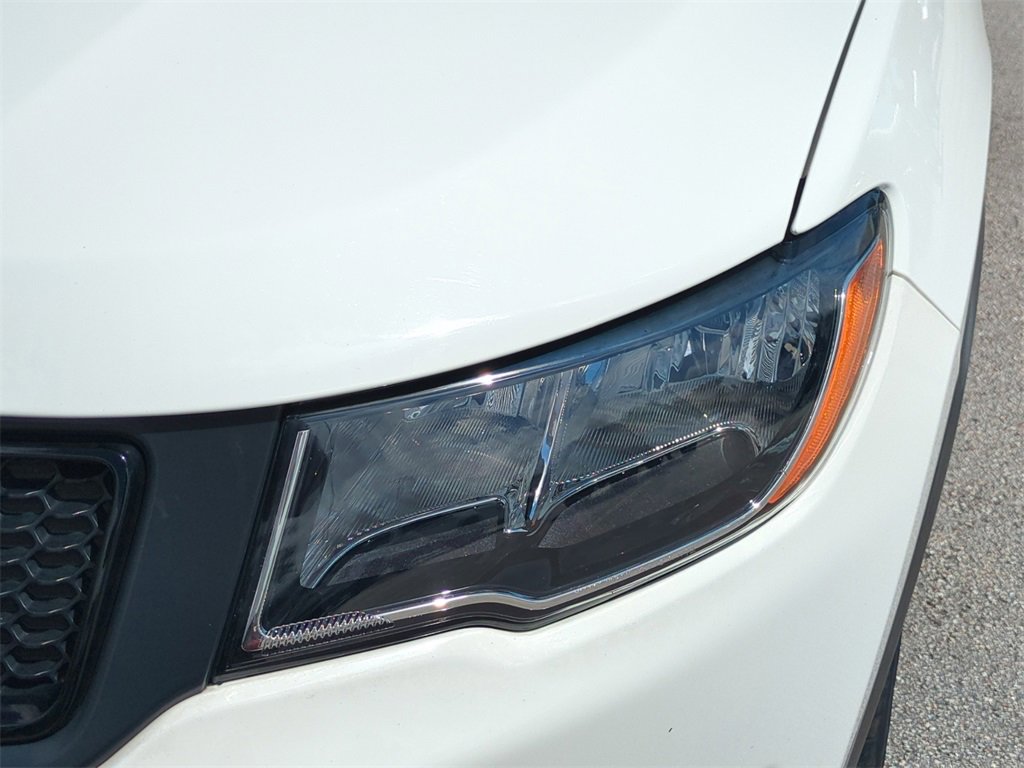 Certified 2021 Jeep Compass Latitude image 11