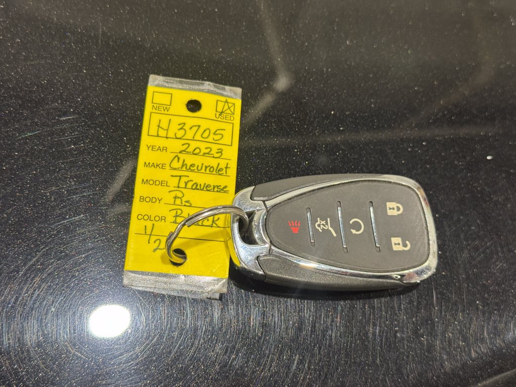 Used 2023 Chevrolet Traverse RS AWD/4WD image 46