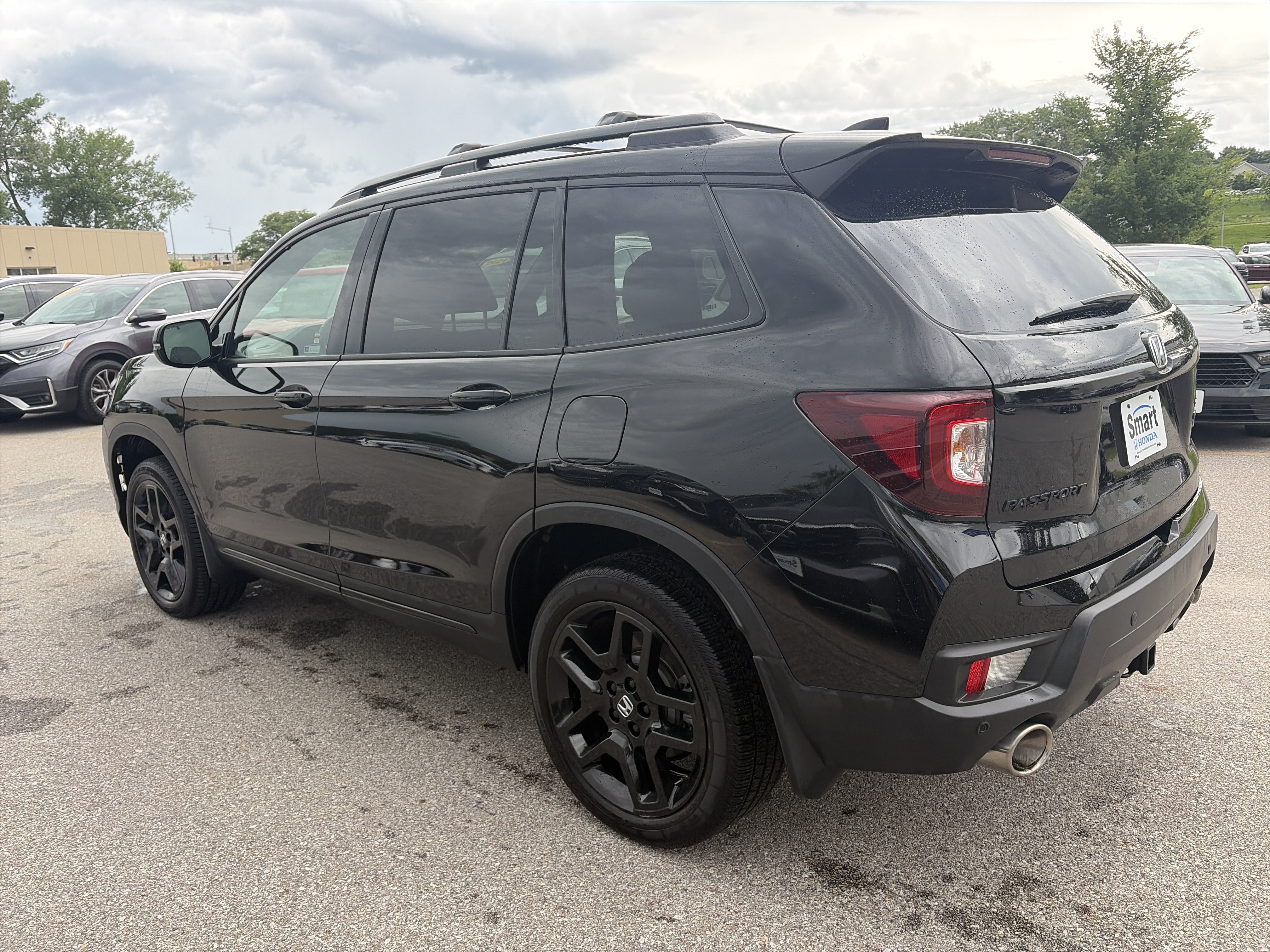 Certified 2024 Honda Passport Black Edition image 12