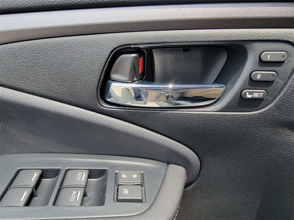 Certified 2023 Honda Ridgeline RTL image 31