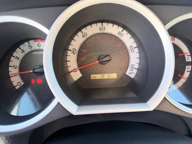 Used 2015 Toyota Tacoma 4x4 Double Cab image 12