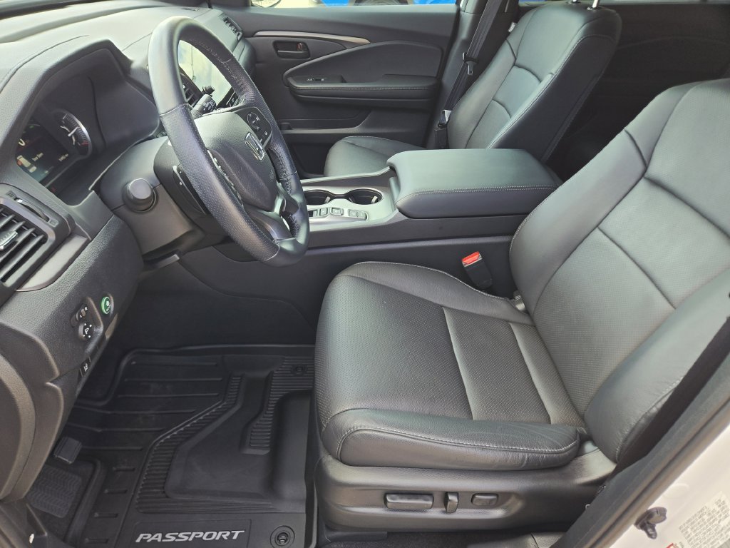 Certified 2024 Honda Passport EX-L image 13