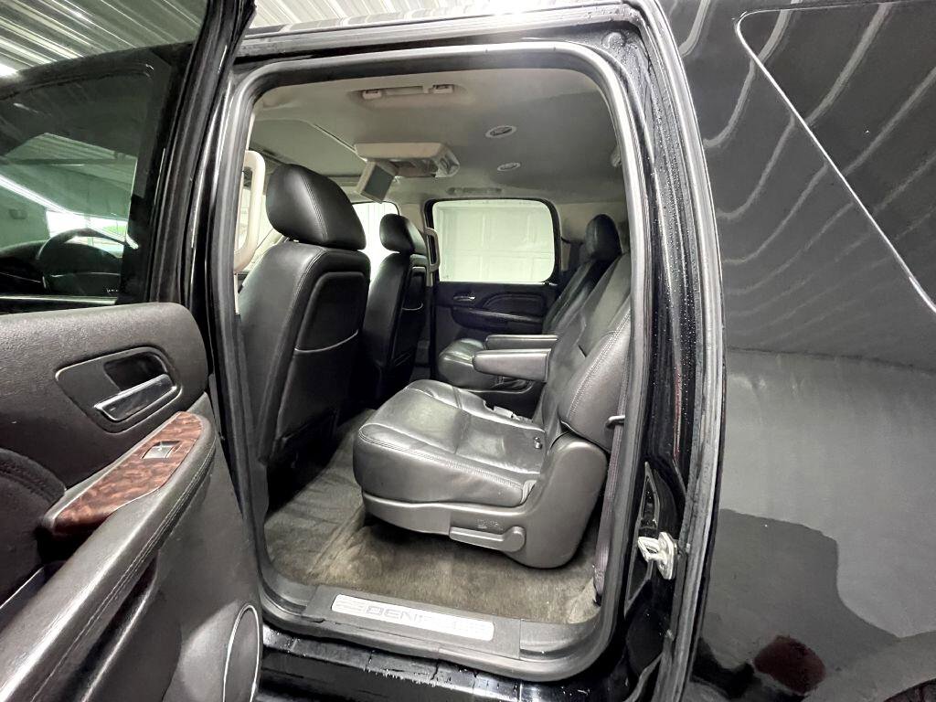 Used 2012 GMC Yukon XL Denali image 7