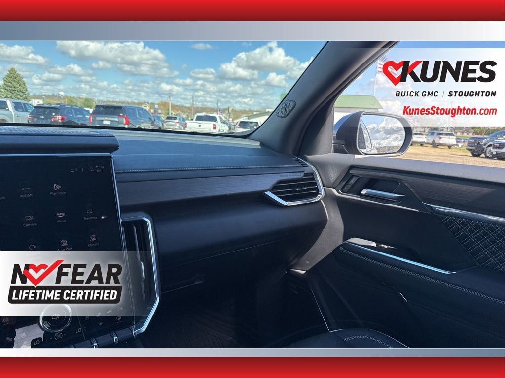 Used 2025 GMC Acadia Denali w/ Super Cruise Package AWD/4WD image 47