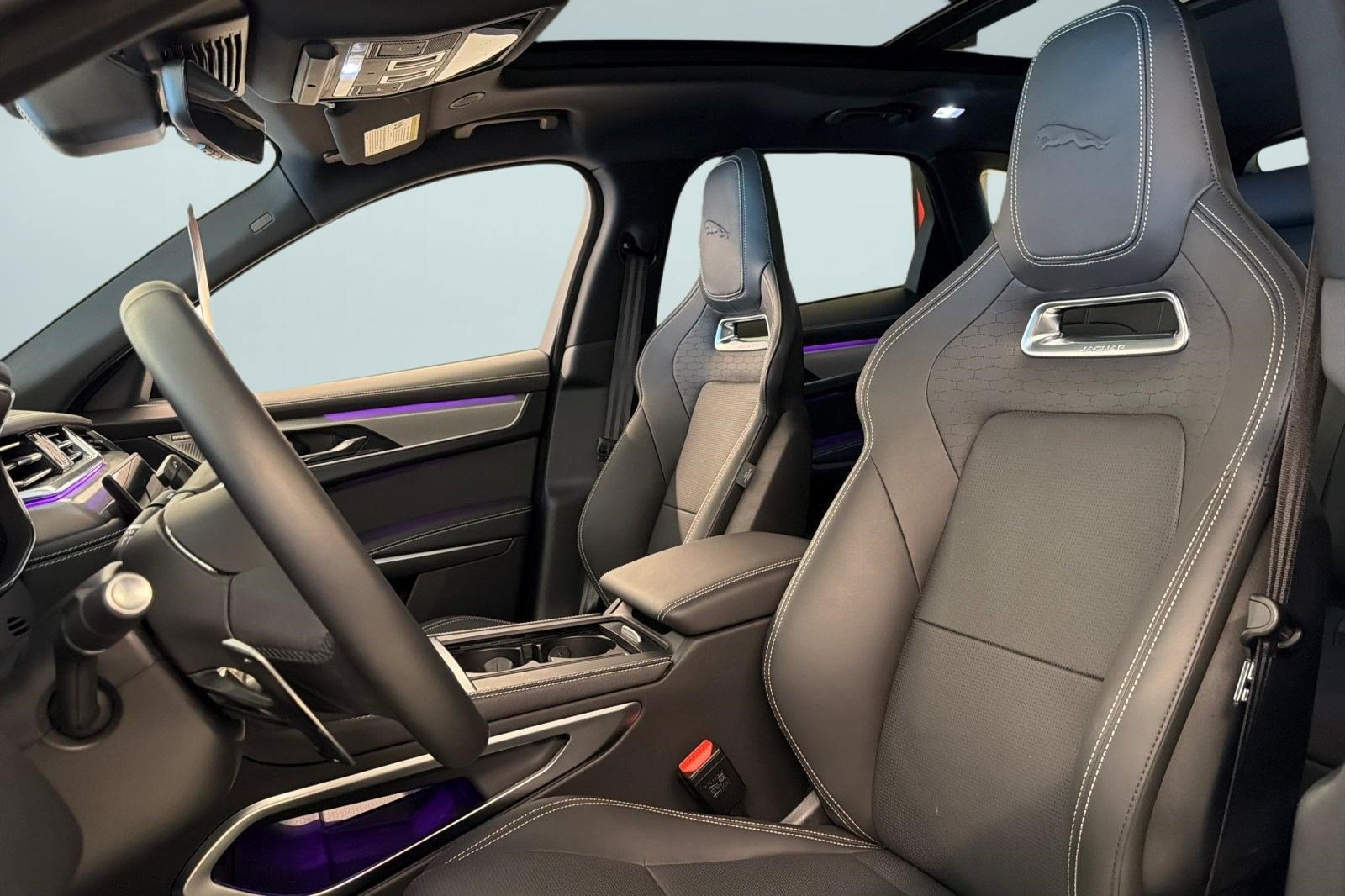 New 2026 Jaguar F-PACE R-Dynamic S AWD/4WD image 5