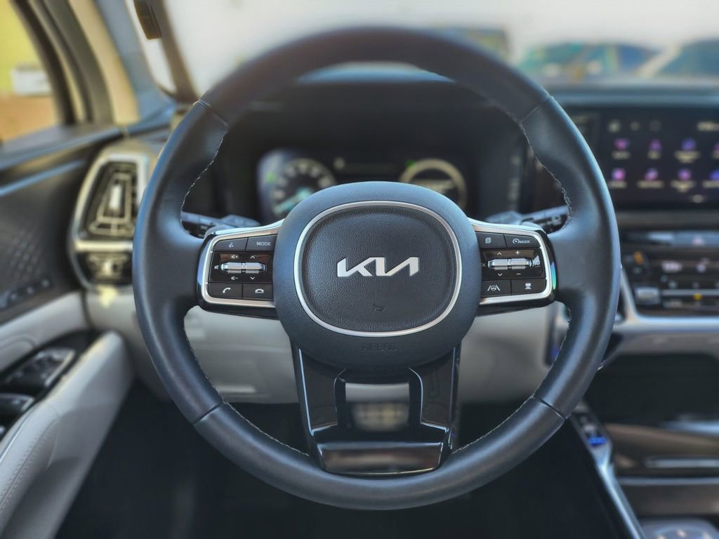 Used 2024 Kia Sorento SX Prestige image 18