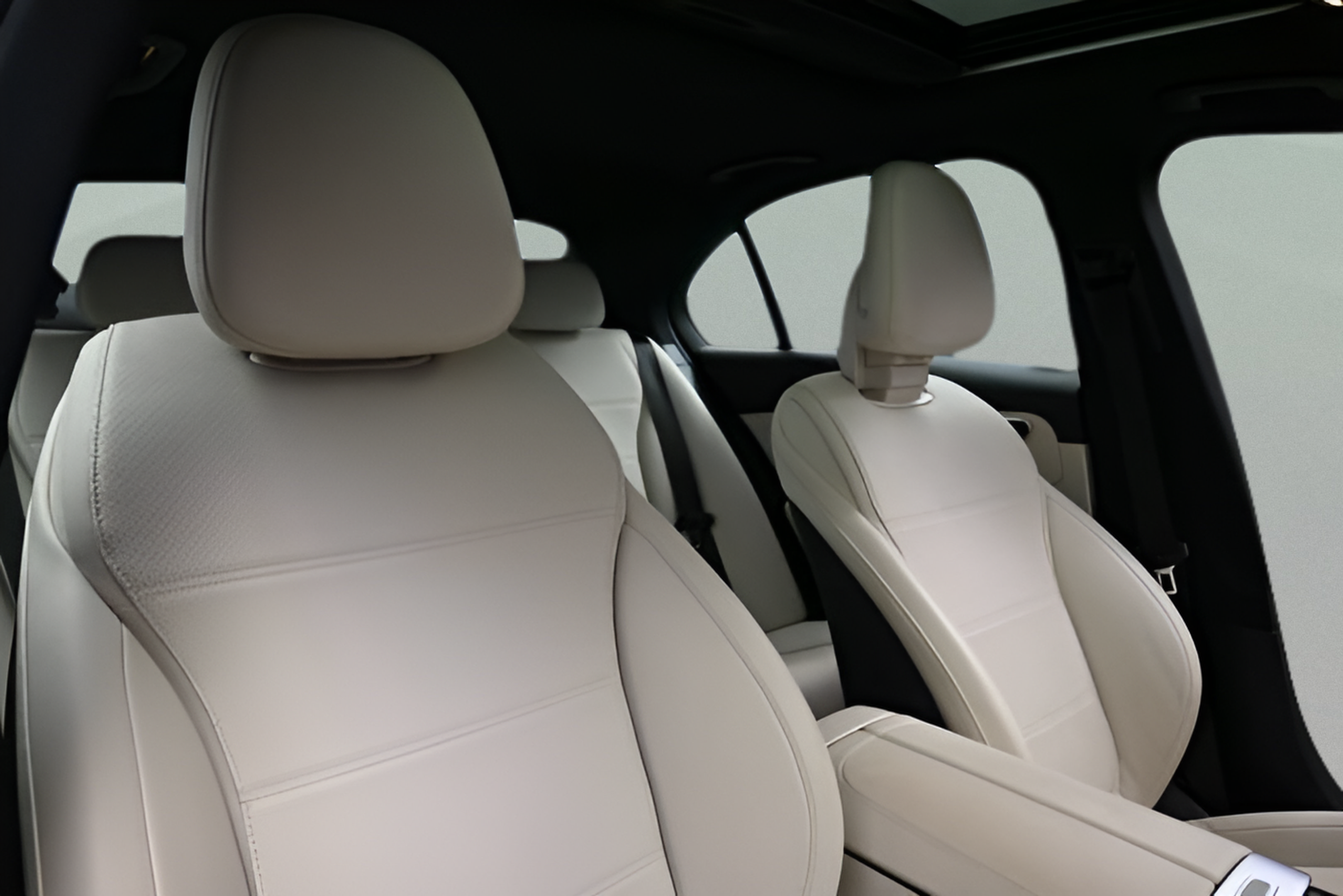 Used 2025 Mercedes-Benz C 300 Sedan image 53