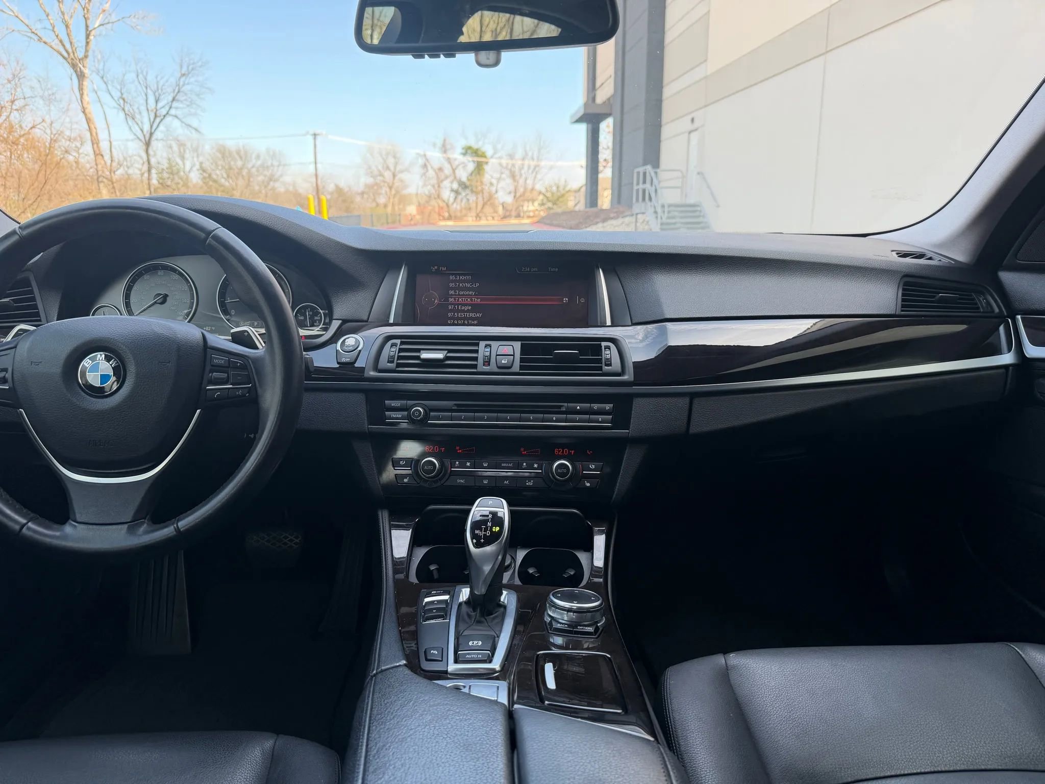 Used 2016 BMW 528i Sedan image 13