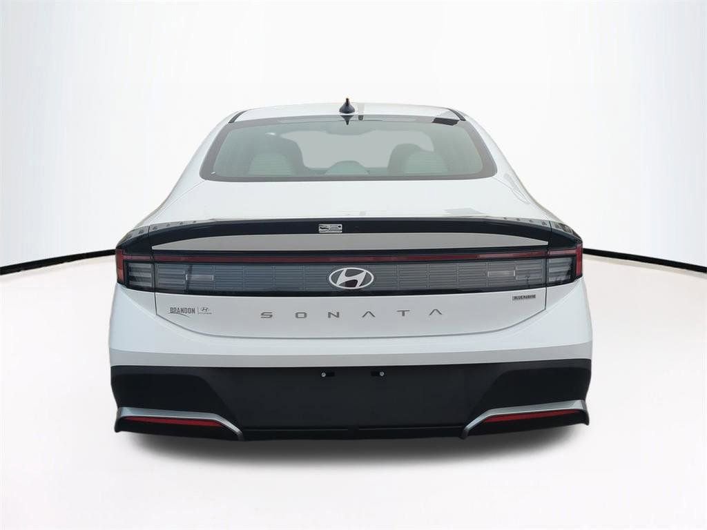 New 2026 Hyundai Sonata Blue FWD image 6