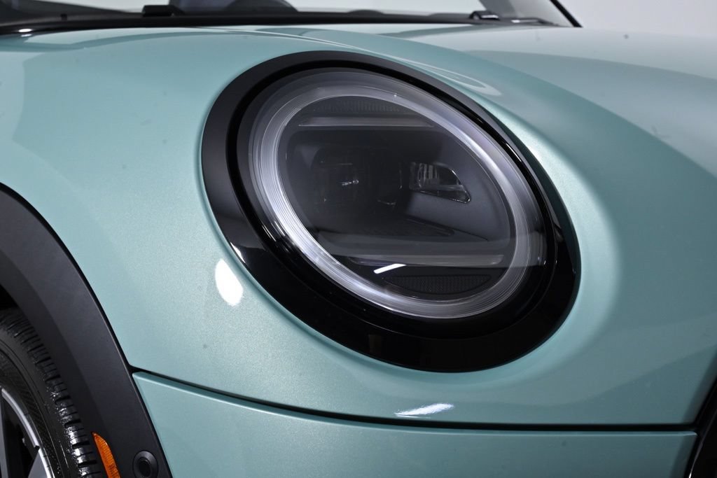 Used 2025 MINI Cooper S FWD image 15