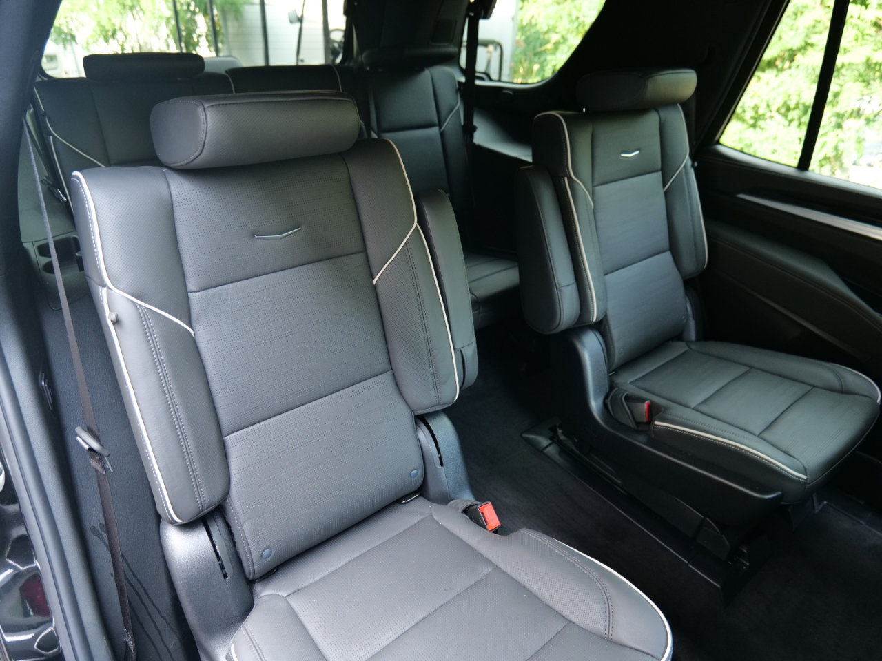 Used 2025 Cadillac Escalade Sport w/ Touring Package image 42