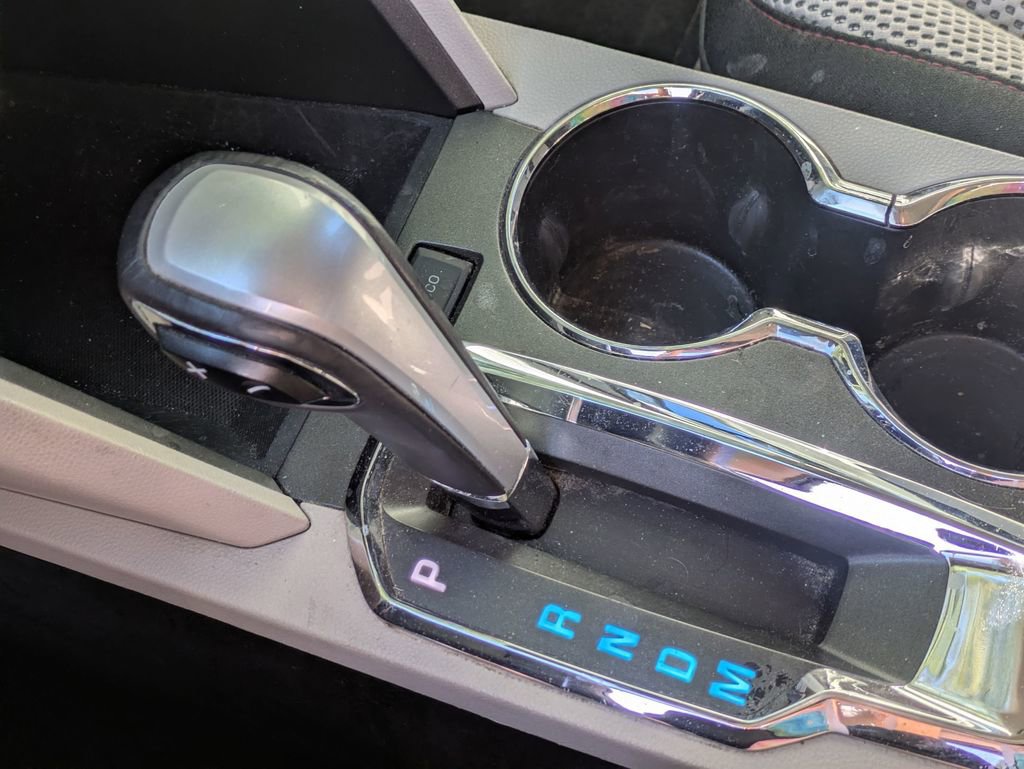 Used 2015 Chevrolet Equinox LT w/ Driver Convenience Package image 23