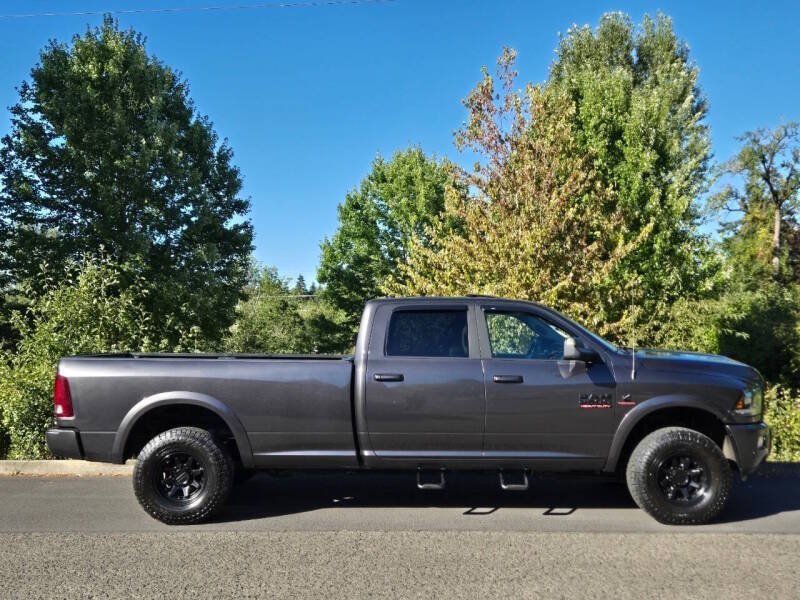 Used 2018 RAM 2500 Laramie w/ Sport Appearance Group AWD/4WD image 10