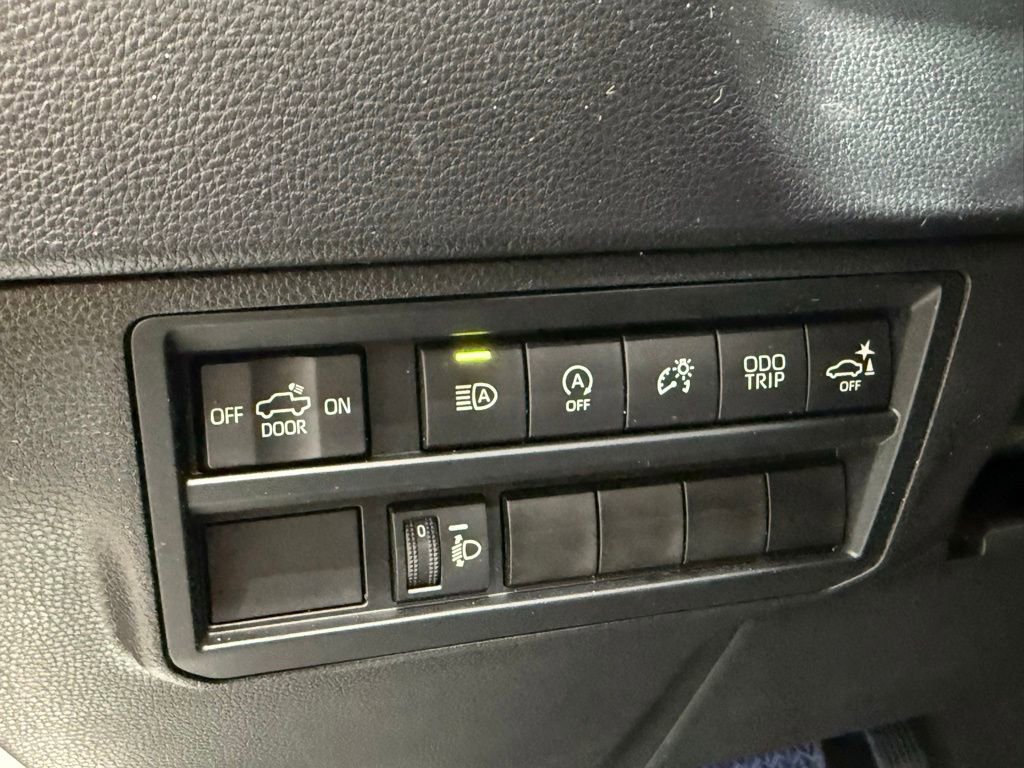 Used 2024 Toyota Tundra SR5 w/ SR5 Convenience Package image 18