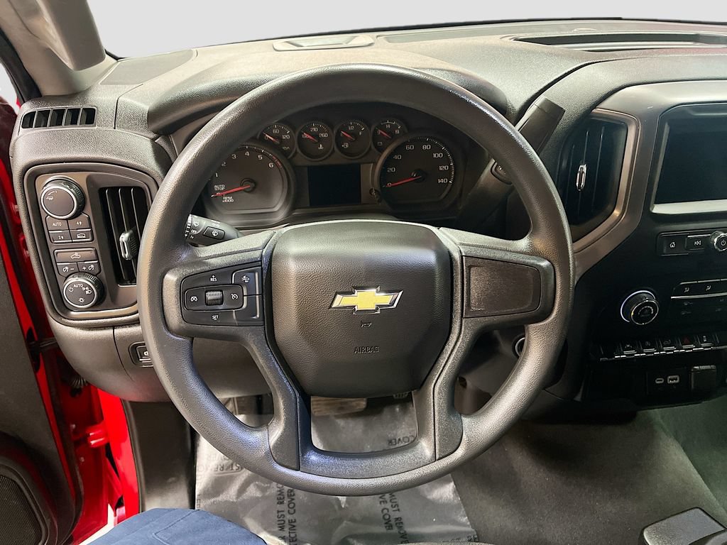 Used 2025 Chevrolet Silverado 1500 Custom w/ Turbomax Blackout Package AWD/4WD image 11