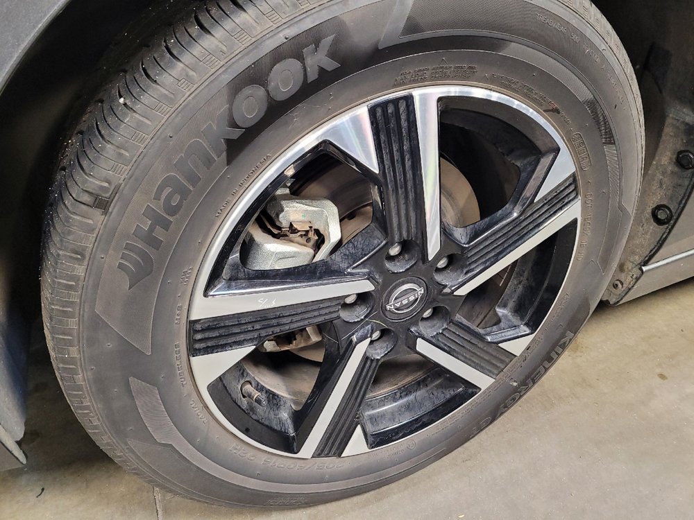 Used 2025 Nissan Sentra SV image 31