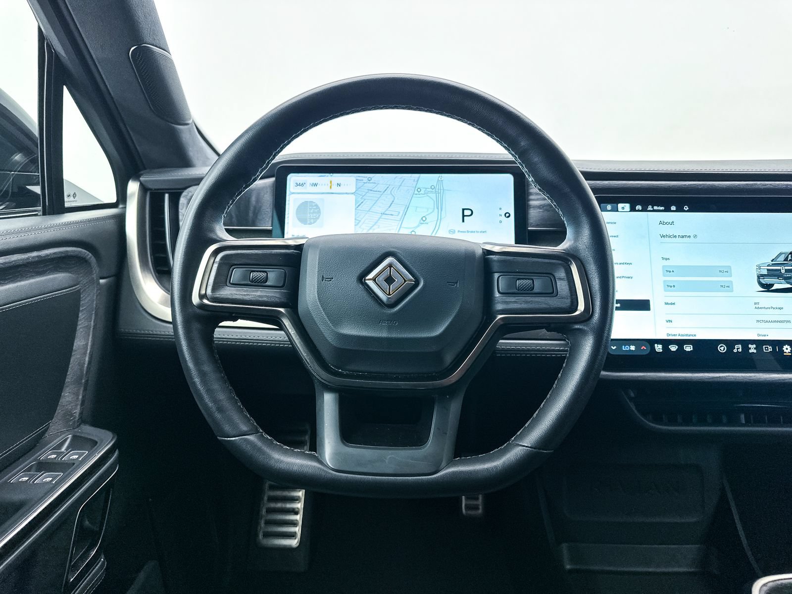 Used 2022 Rivian R1T Adventure AWD/4WD image 31