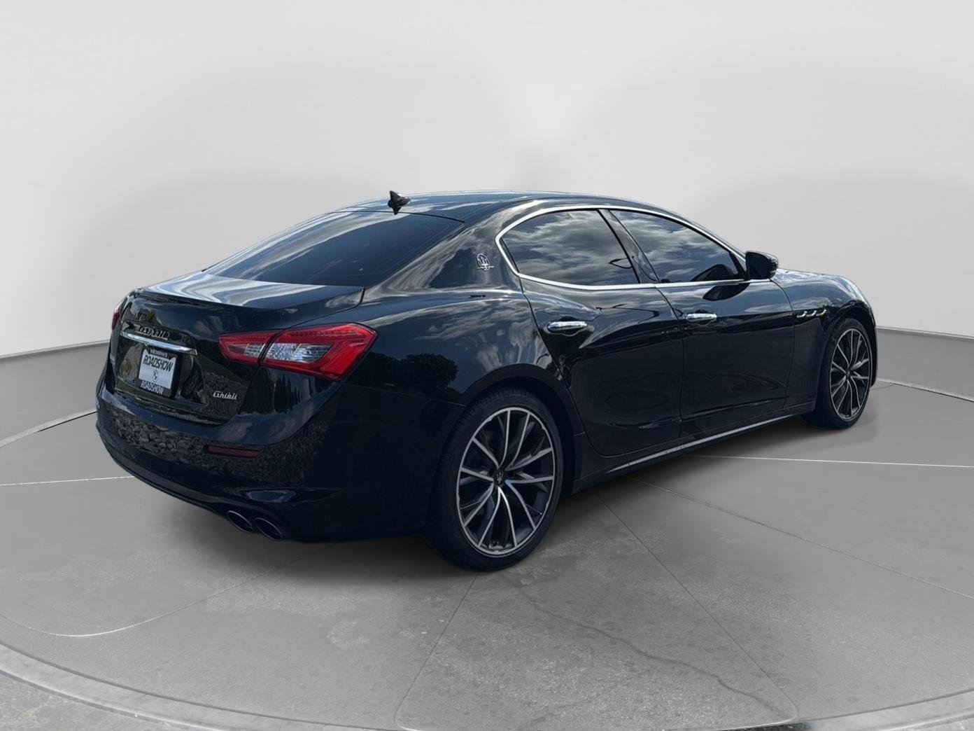 Used 2020 Maserati Ghibli RWD image 5