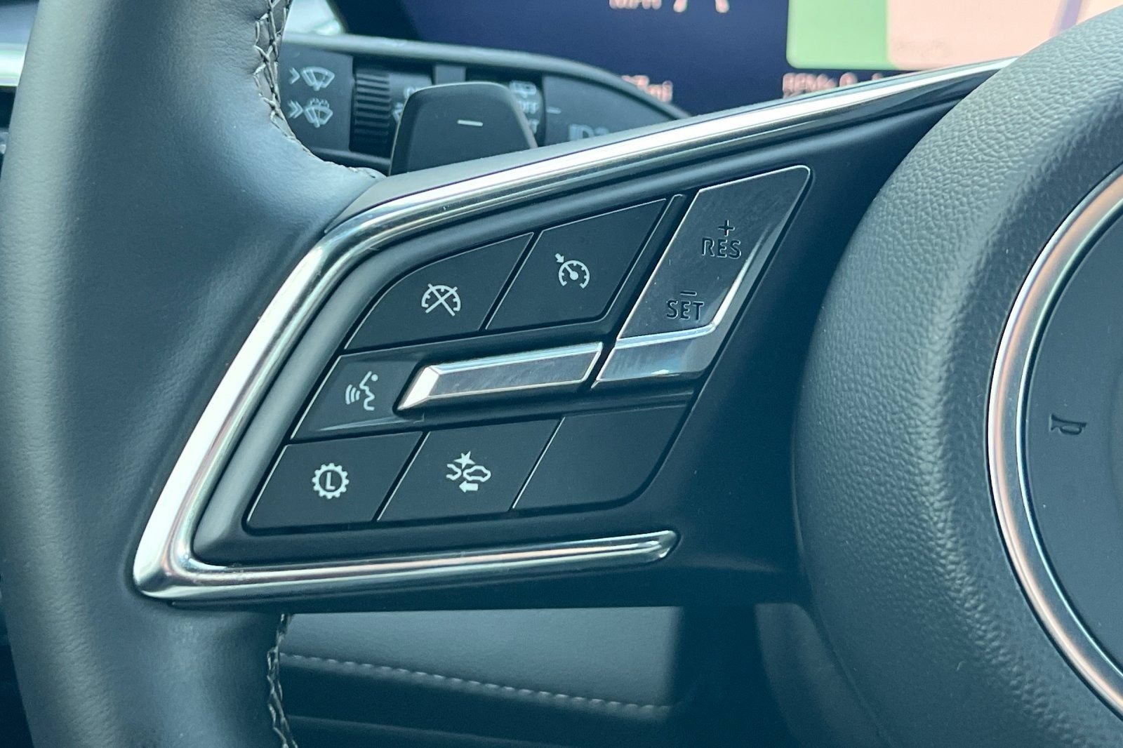 Used 2026 Buick Enclave Preferred FWD image 33