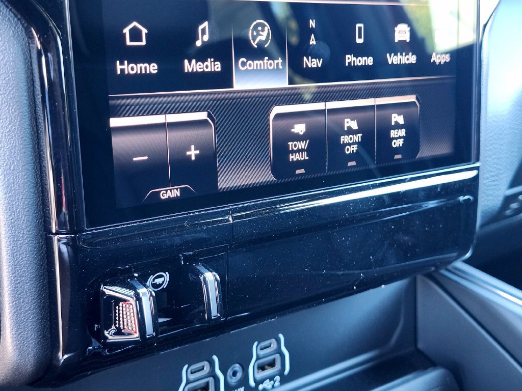 New 2026 RAM 2500 Laramie AWD/4WD image 27