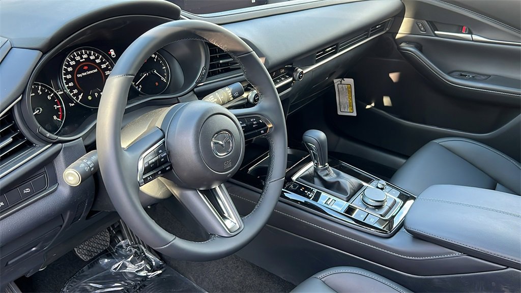 New 2025 MAZDA CX-30 AWD 2.5 S w/ Select Sport Pkg image 18