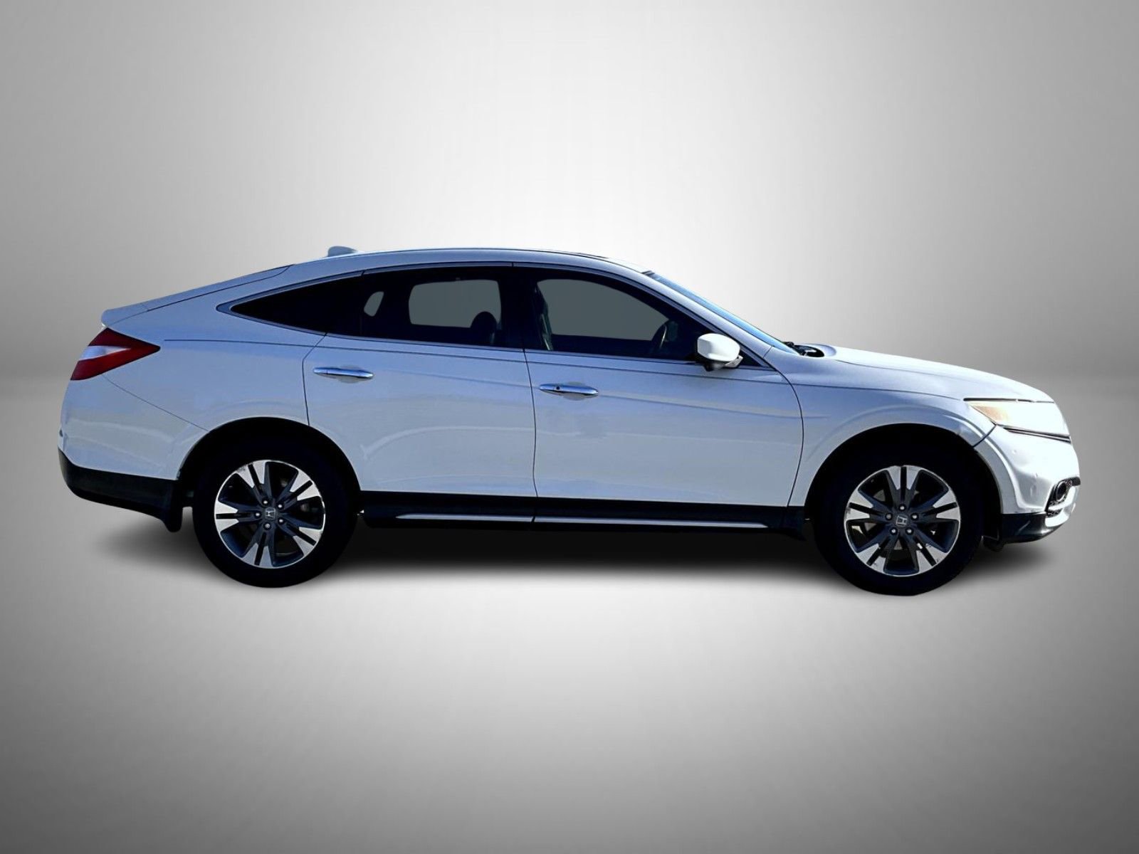 Used 2015 Honda Crosstour EX-L image 4