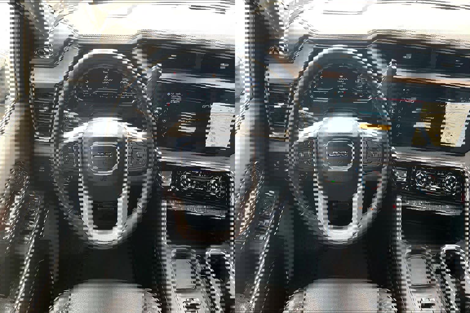 Certified 2024 GMC Sierra 3500 Denali w/ Denali Reserve Package image 5