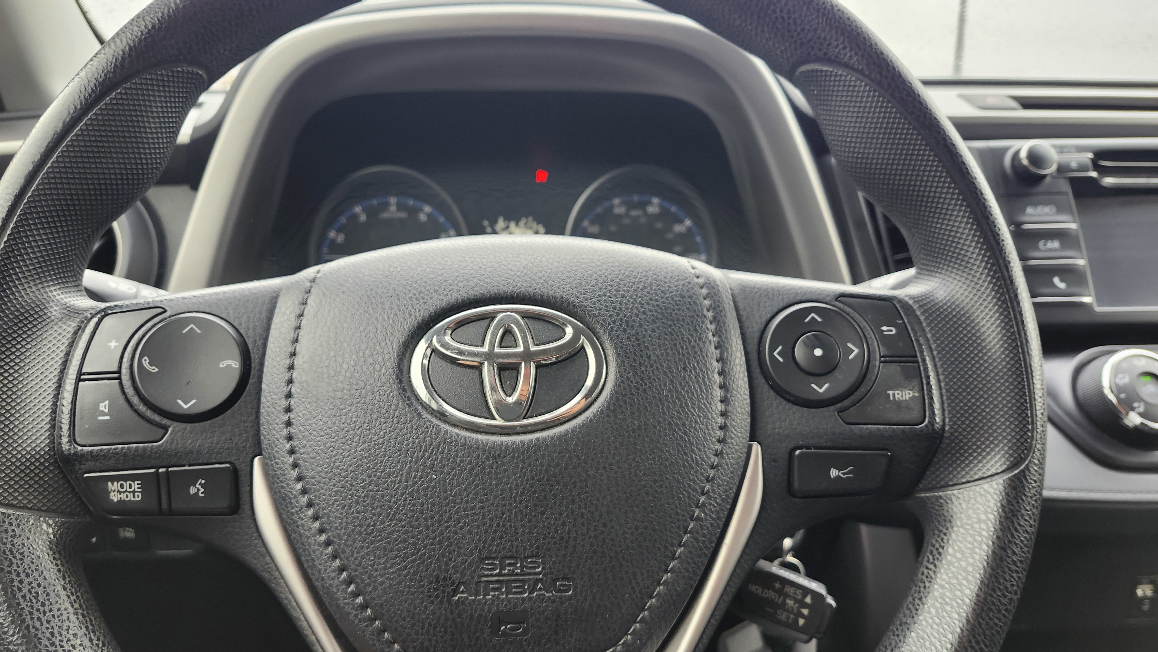 Used 2017 Toyota RAV4 LE image 20