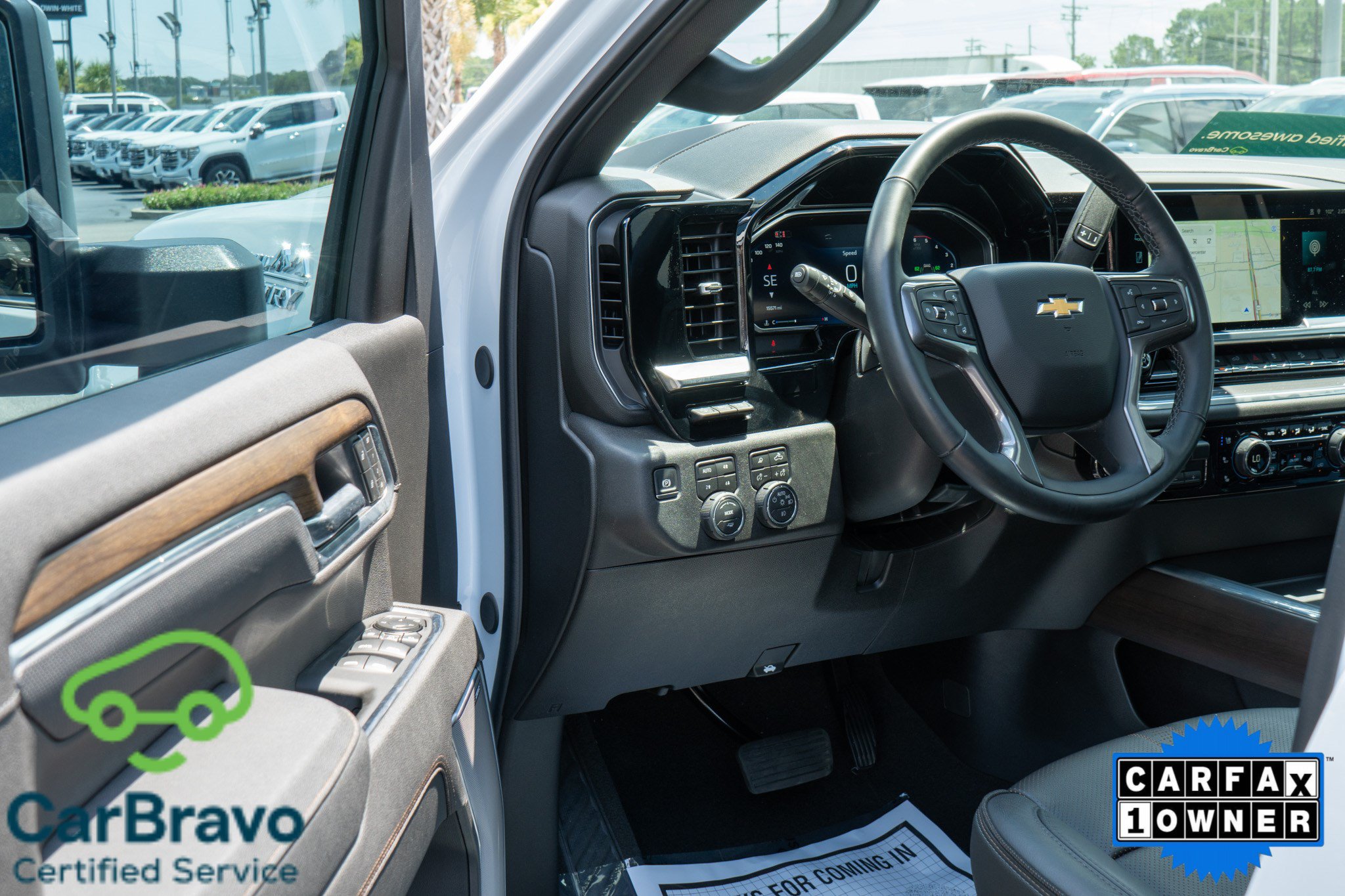 Used 2026 Chevrolet Silverado 2500 High Country w/ Technology Package AWD/4WD image 12