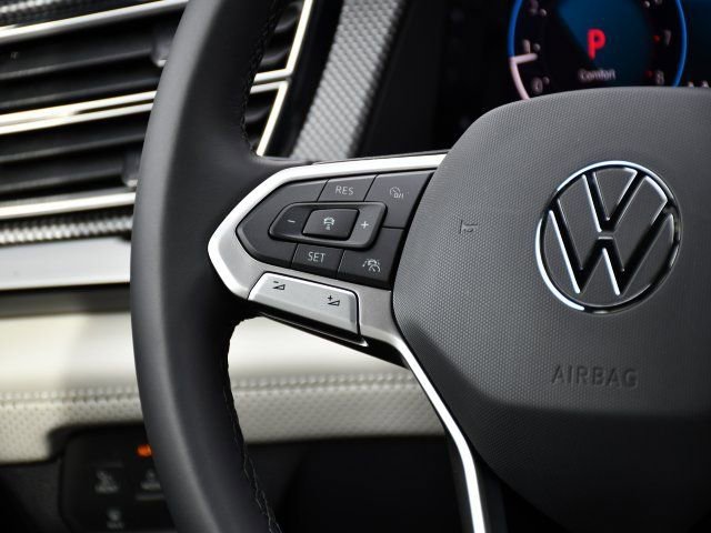 New 2026 Volkswagen Atlas Cross Sport SEL Premium R-Line image 23