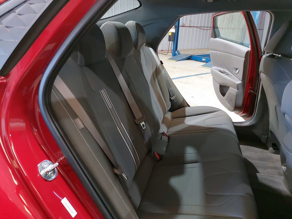 Certified 2025 Hyundai Elantra Blue image 12