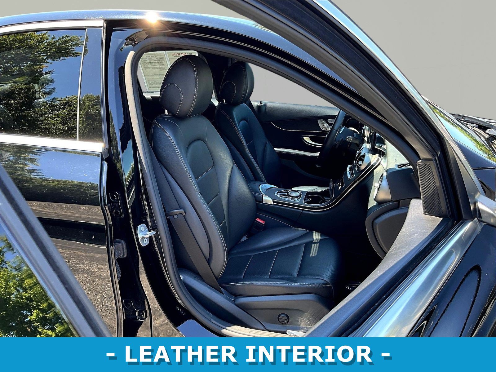 Used 2019 Mercedes-Benz C 300 4MATIC Sedan image 28