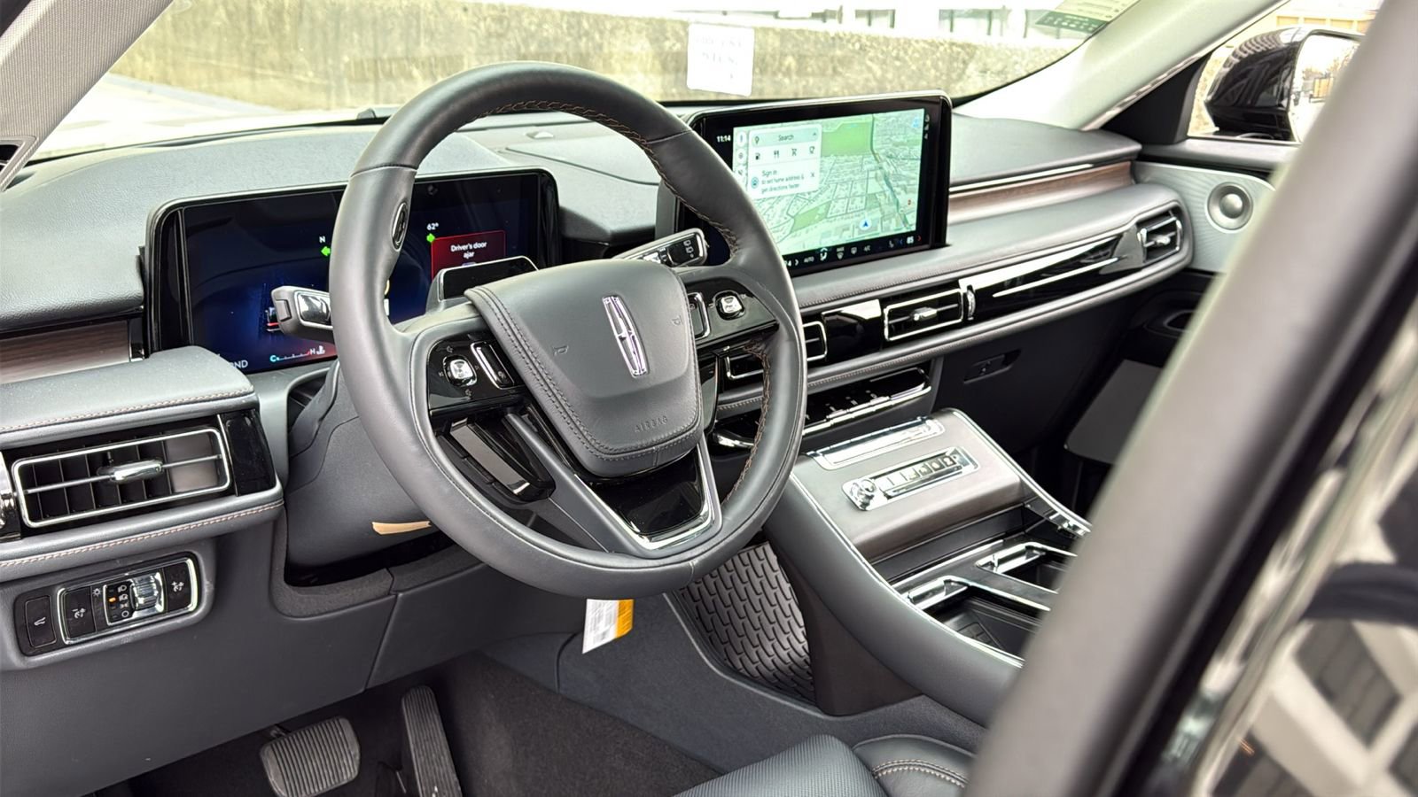 New 2026 Lincoln Aviator Reserve image 18