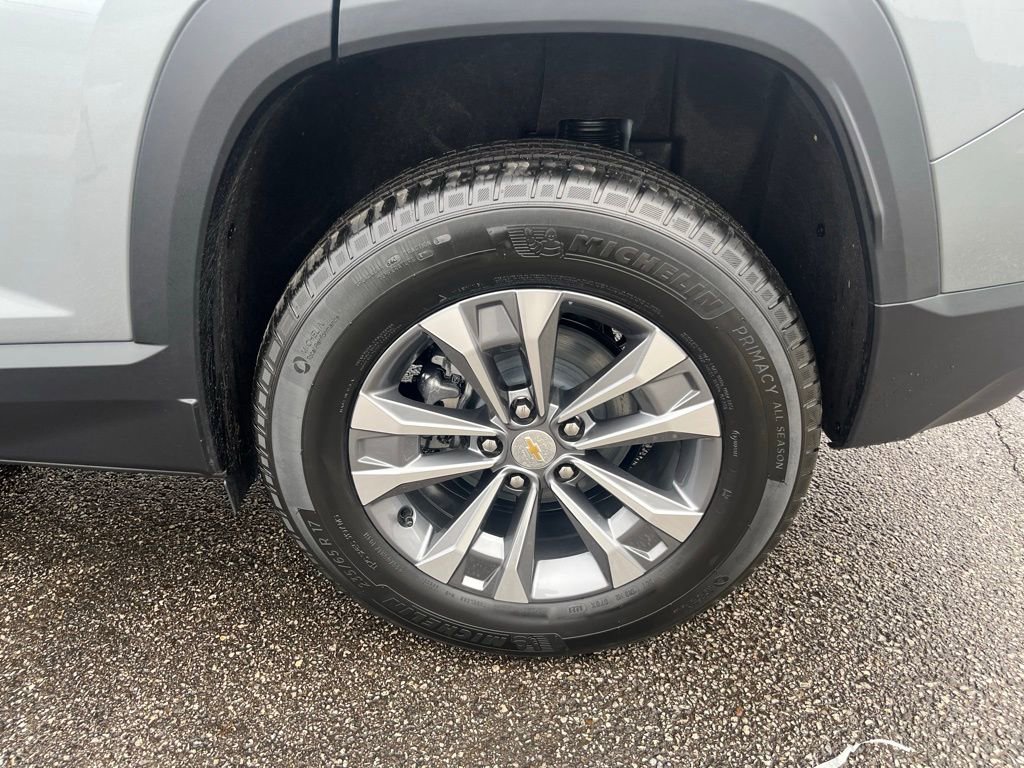 New 2026 Chevrolet Equinox LT w/ Safety and Technology Package image 33