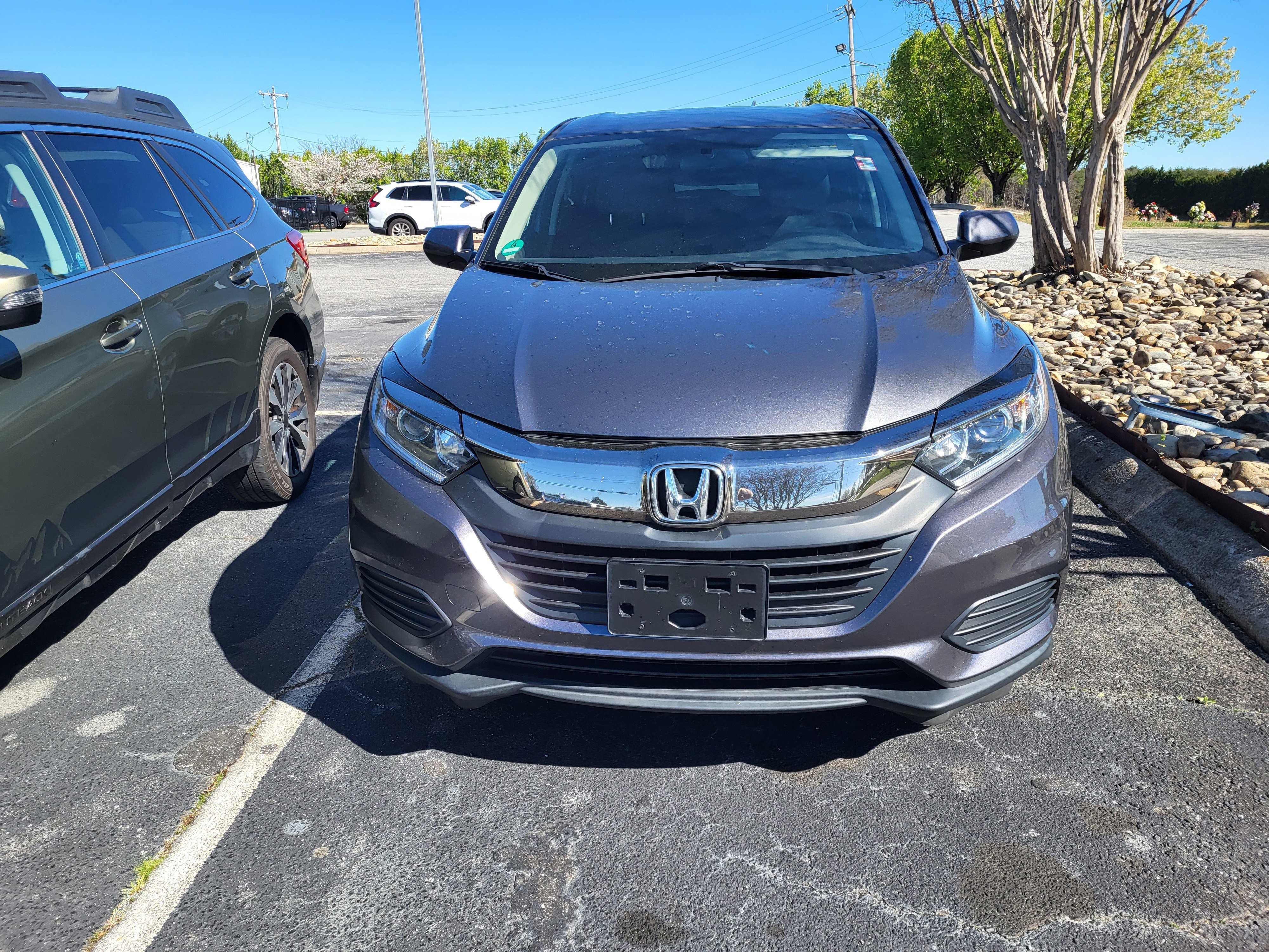Used 2019 Honda HR-V LX image 2