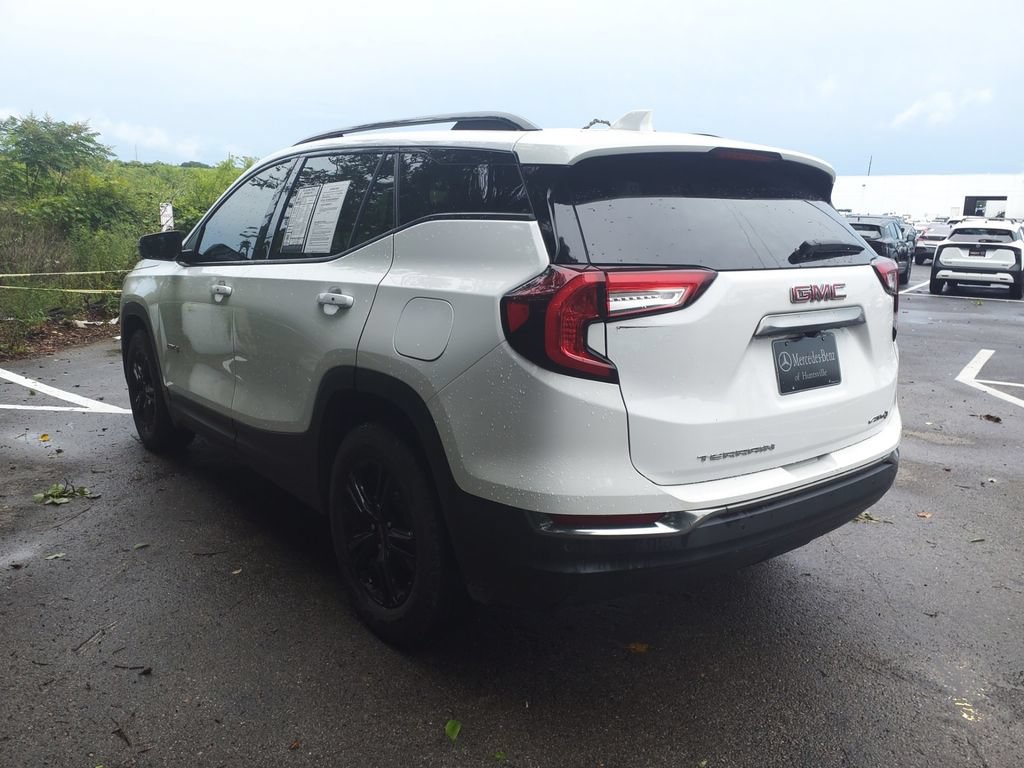 Used 2022 GMC Terrain AT4 w/ Tech Package AWD/4WD image 5